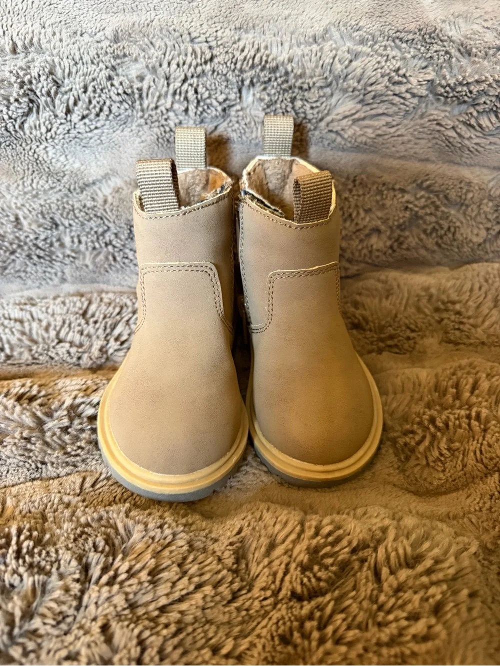 H&M Tan Toddler Ankle Boots with Gray Soles size 4/5